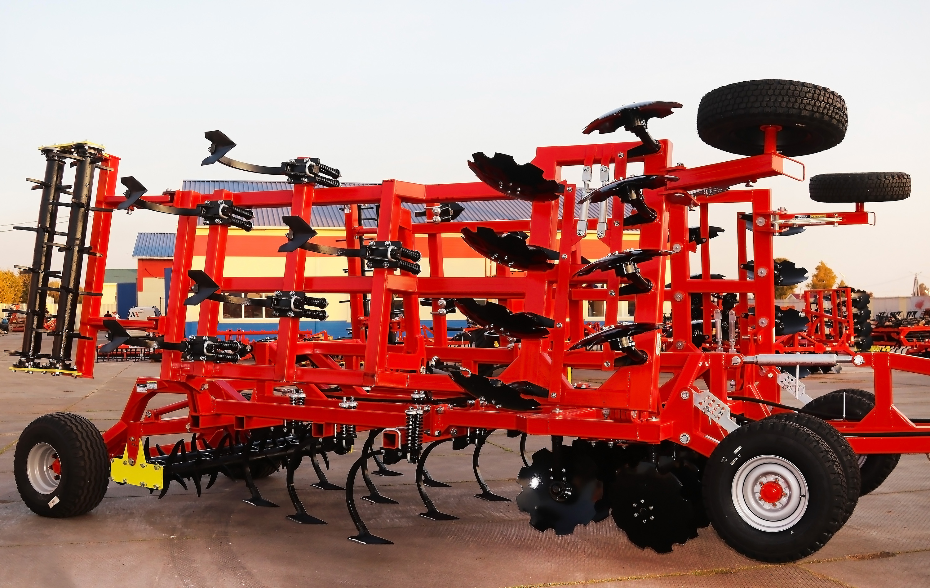 Дисковый глубокорыхлитель«TERRAMASTER» — AGROMASTER