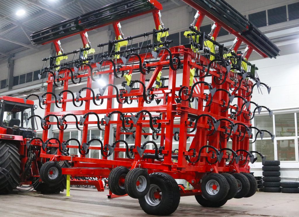 The all knowing cultivator. Tillermaster 9800. Культиватор Tillermaster 12000. Культиватор Агромастер 12 метров. Культиватор 14 метров Агромастер.