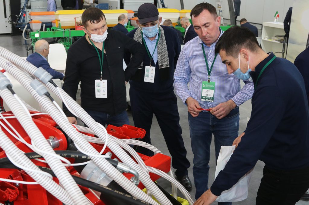 Выставка агро омск 2024 когда. ООО ПК Агромастер. Агромастер Омск директор. Агро-Экспо Ставрополь. ООО ПК Агромастер Муслюмово.